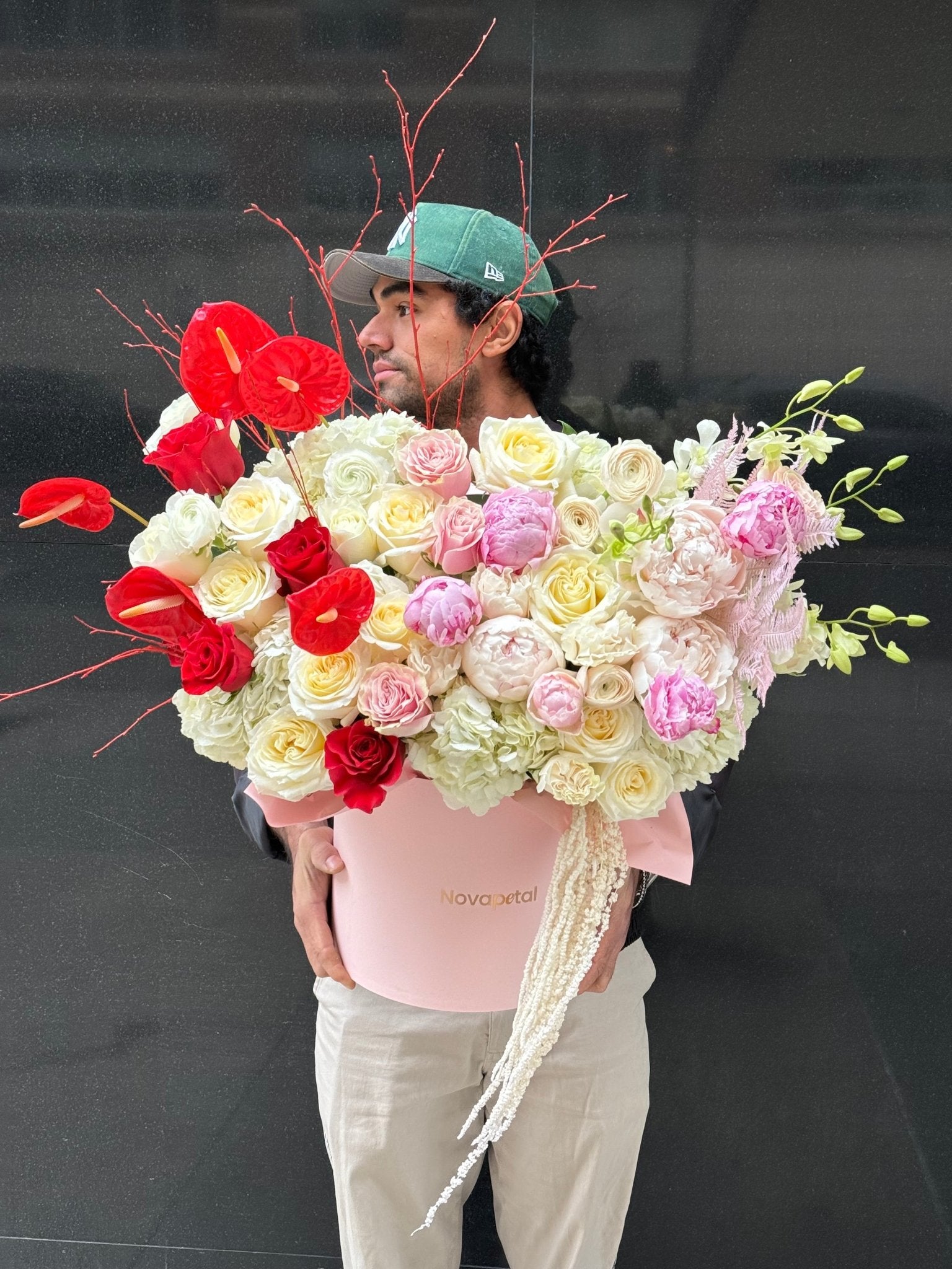 Luxury Statement Flower Box by NovaPetal NYC – Oversized Romantic Designer Arrangement