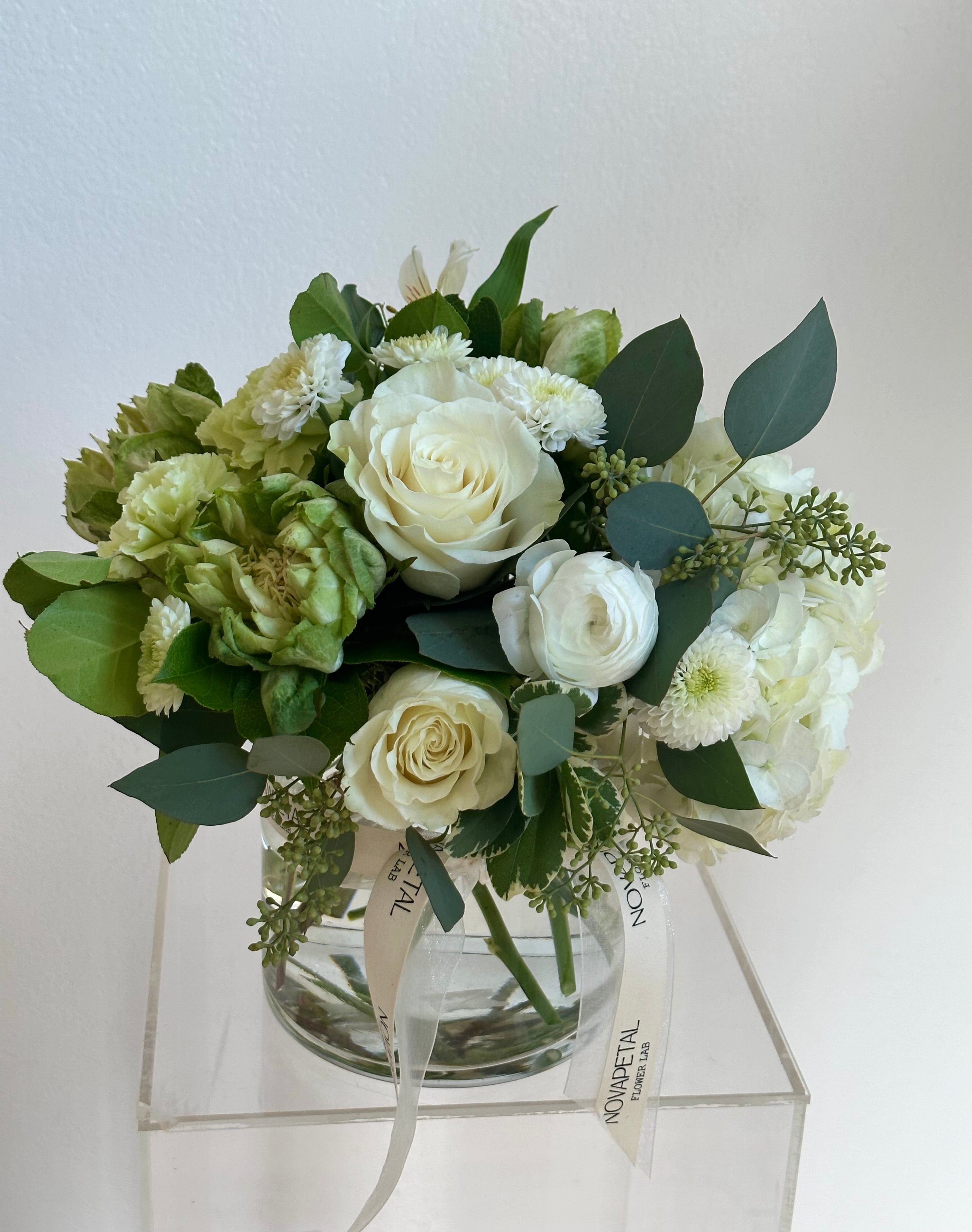 Victoria centerpiece flower arrangement in white