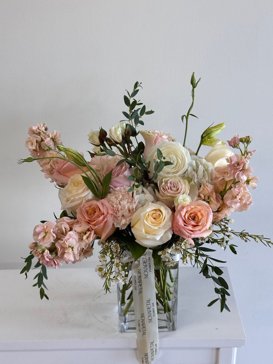 Bi-weekly fresh flower delivery New York City — premium seasonal blooms by Novapetal