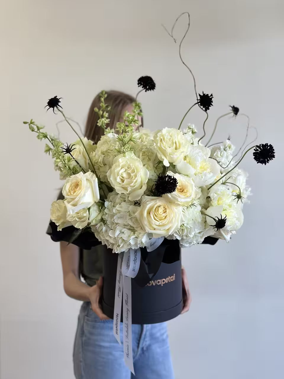 Ivory Noir™ Bouquet – Luxury White Roses and Hydrangea Bouquet