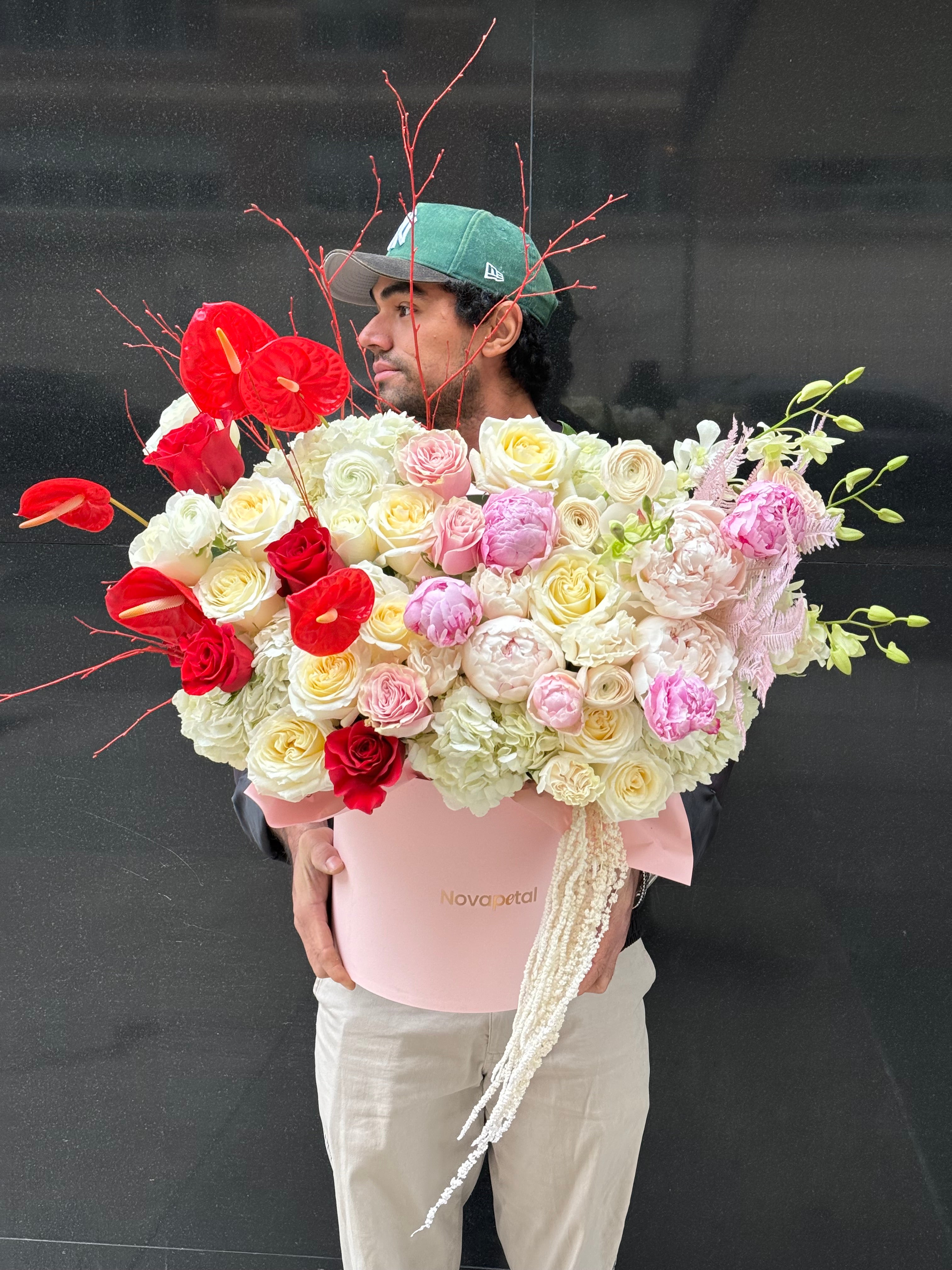 Luxury Statement Flower Box by NovaPetal NYC – Oversized Romantic Designer Arrangement