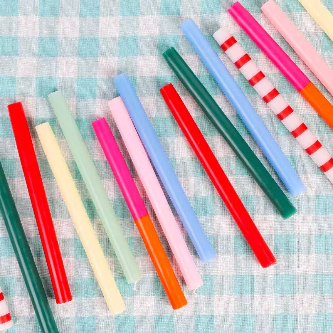 Talking Tables USA - Green Taper Candles | 25 Candles | POS Unit | Christmas |